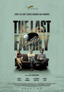 works-the-last-family-01-940x1343